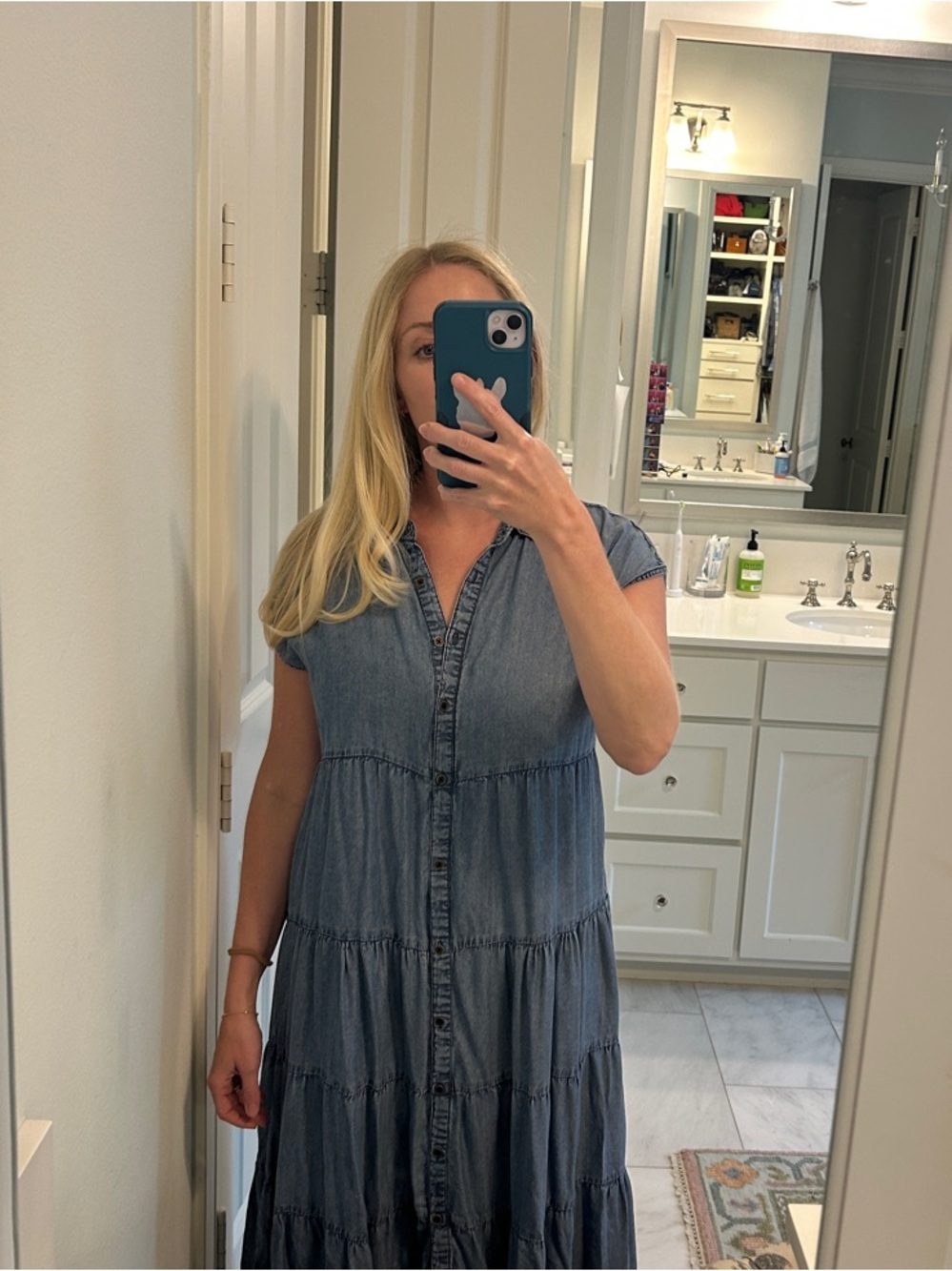 Molly bracken denim Chambray Tiered Button-Front Midi Dress - Blue